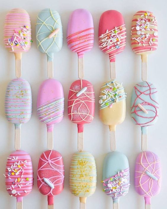 Cakesicles